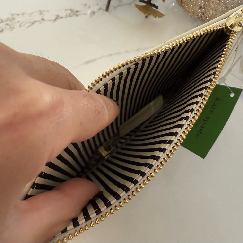 Kate Spade Gold Dots Pencil Case / or used for Makeup Bag, Change Purse - NWT - Picture 8 of 9
